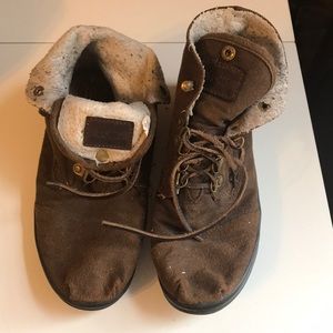 Toms fleece lined booties